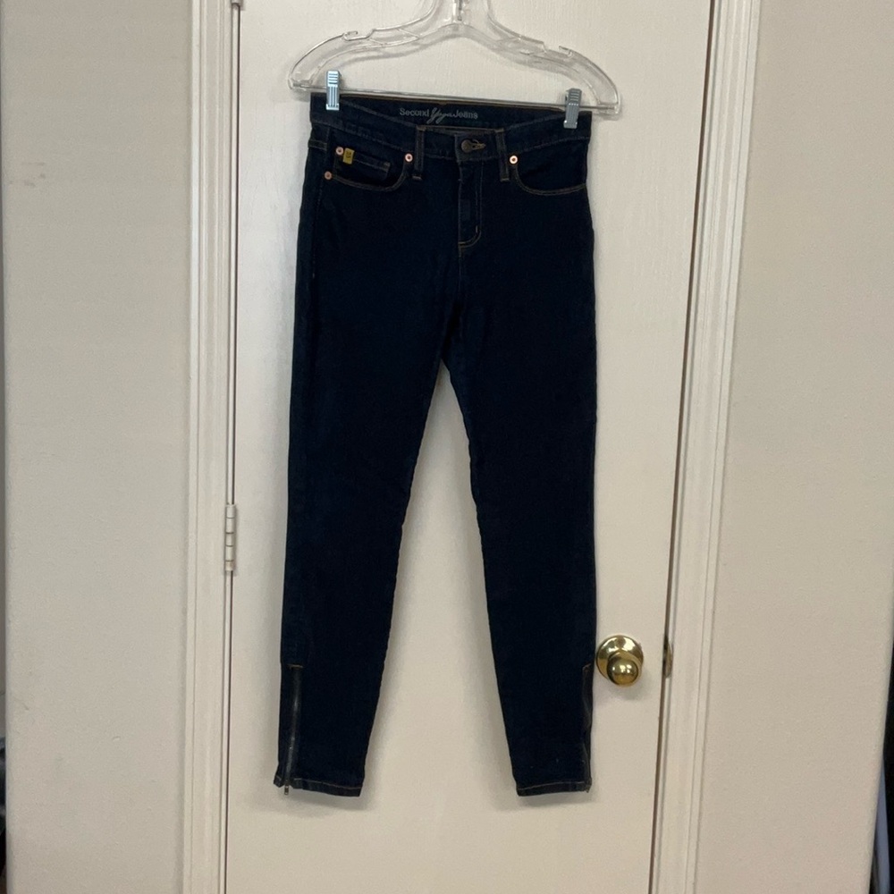 Second Yoga Skinny Jeans with Solid Wash and Tapered Fit